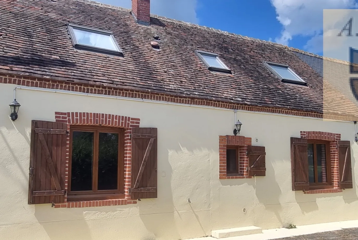 Charmante longère avec prairie, dépendance et jardin à vendre à Vendôme 