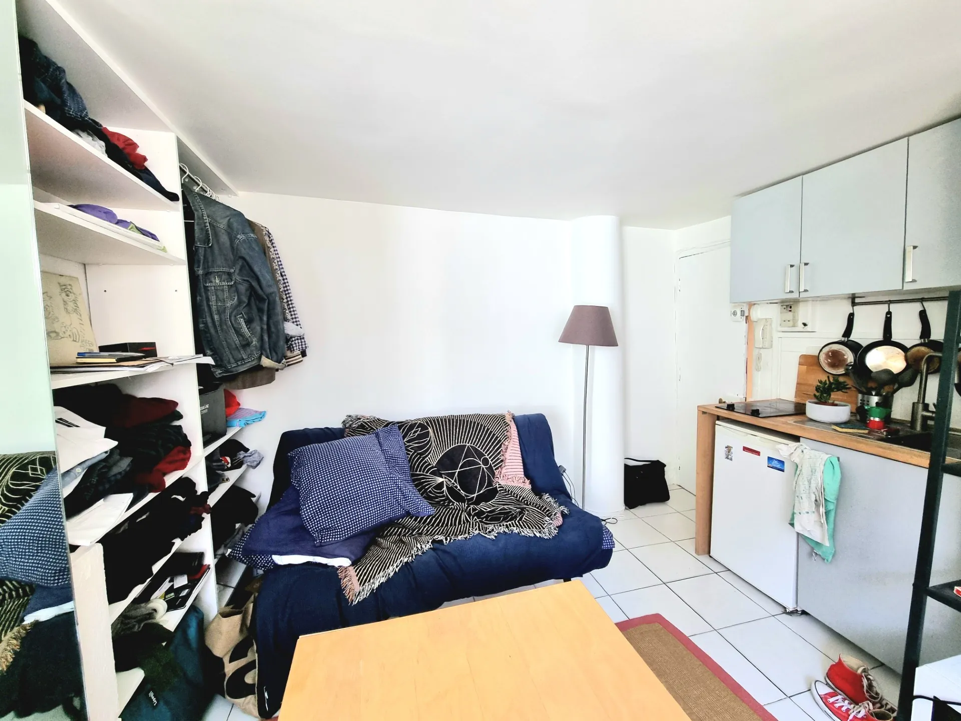 Studio à vendre au dernier étage rue Dauphine, Paris 6e, secteur recherché 
