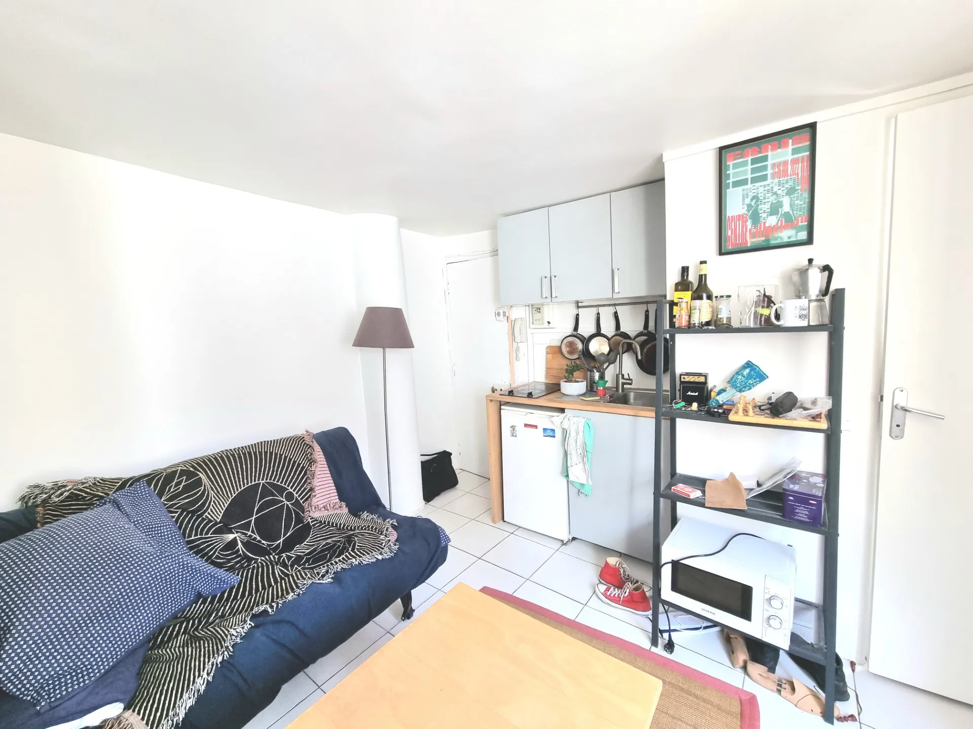 Studio à vendre au dernier étage rue Dauphine, Paris 6e, secteur recherché 