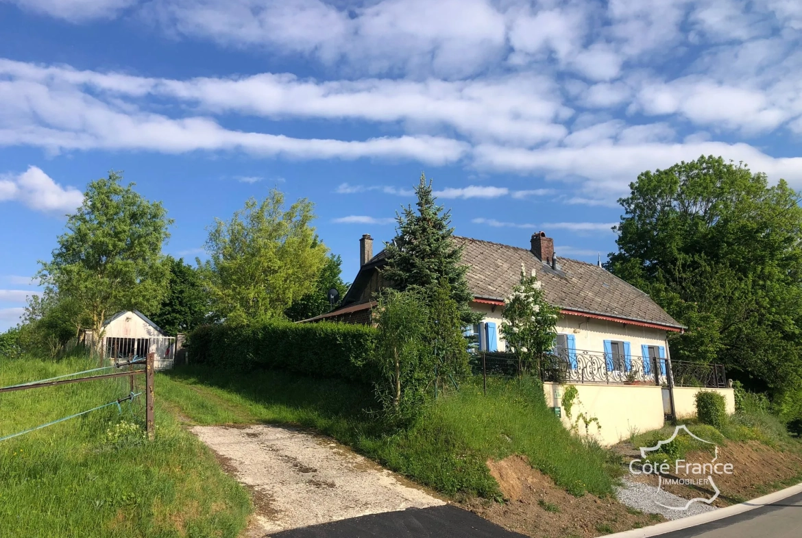 Très belle maison avec vue imprenable et terrain de 2805 m² à Renneval, Aisne 