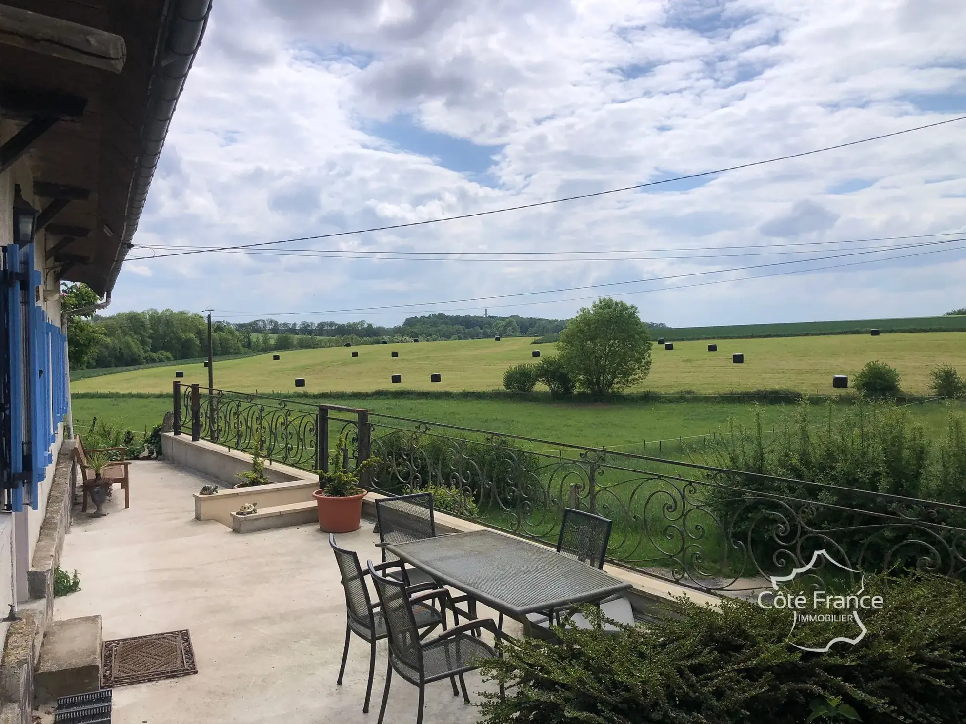 Très belle maison avec vue imprenable et terrain de 2805 m² à Renneval, Aisne 
