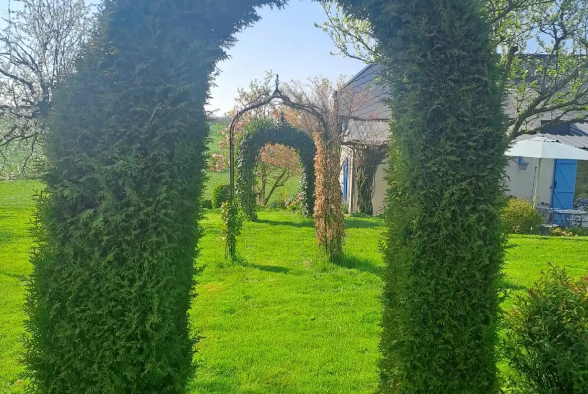 Très belle maison avec vue imprenable et terrain de 2805 m² à Renneval, Aisne 