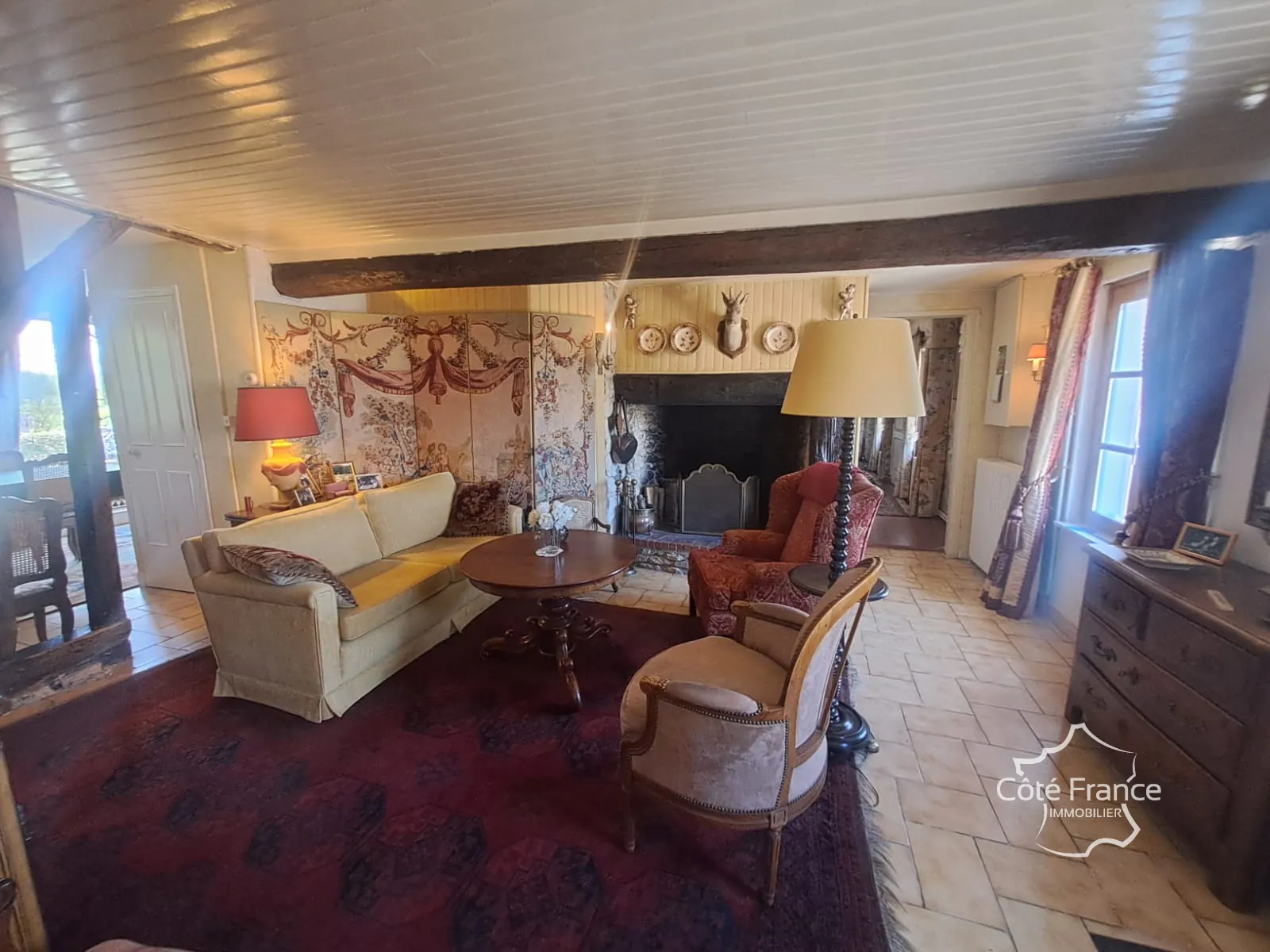 Très belle maison avec vue imprenable et terrain de 2805 m² à Renneval, Aisne 