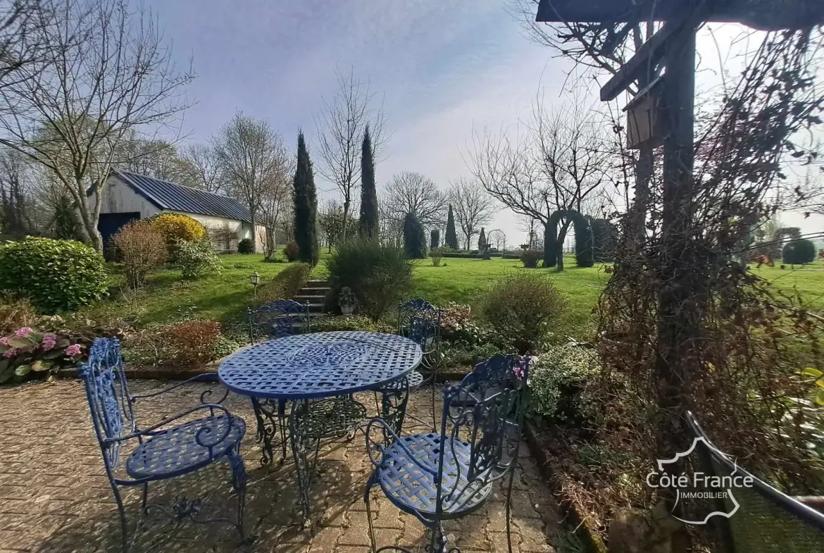 Très belle maison avec vue imprenable et terrain de 2805 m² à Renneval, Aisne 