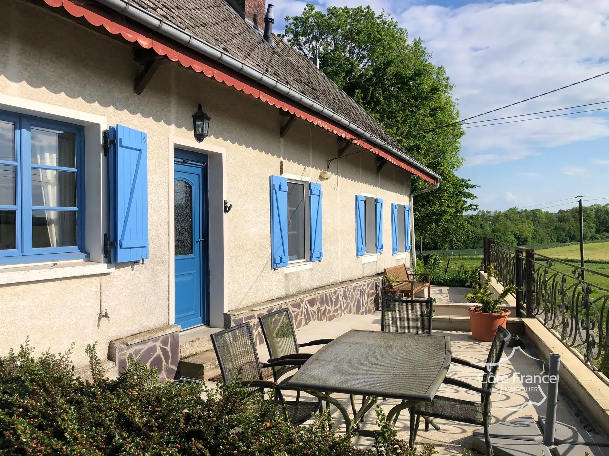 Très belle maison avec vue imprenable et terrain de 2805 m² à Renneval, Aisne 