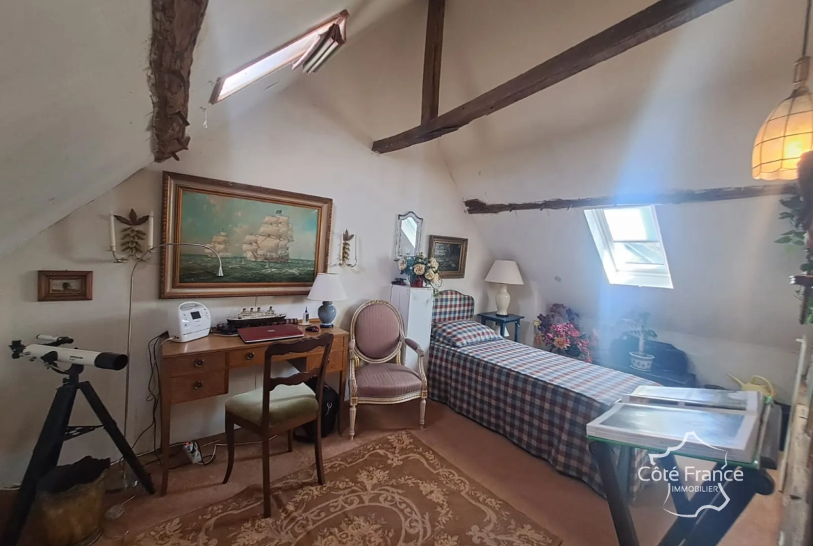 Très belle maison avec vue imprenable et terrain de 2805 m² à Renneval, Aisne 