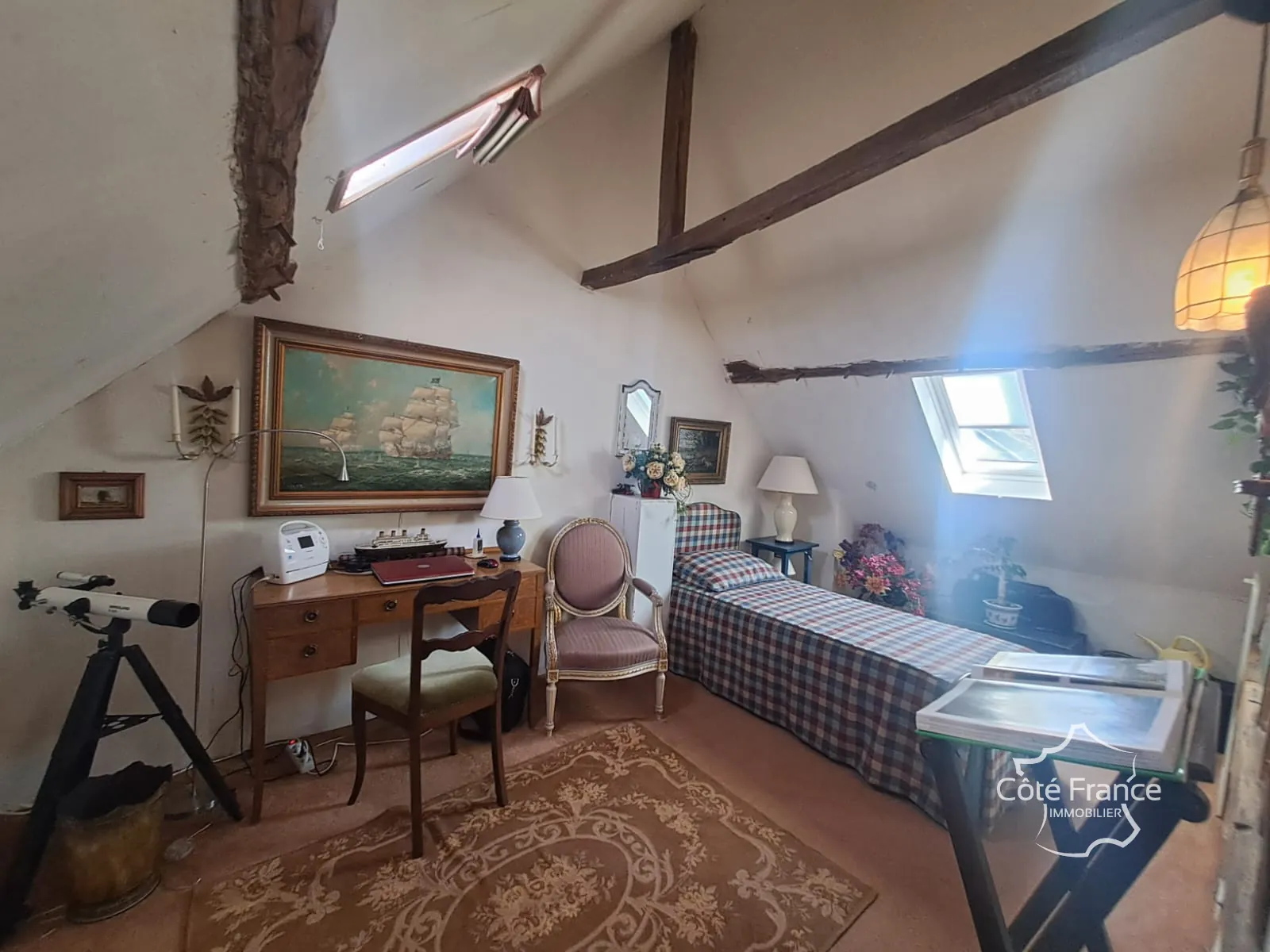 Très belle maison avec vue imprenable et terrain de 2805 m² à Renneval, Aisne 