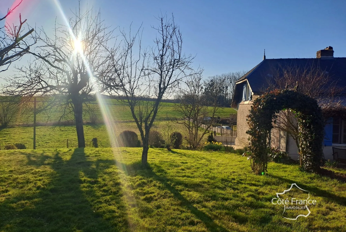 Très belle maison avec vue imprenable et terrain de 2805 m² à Renneval, Aisne 