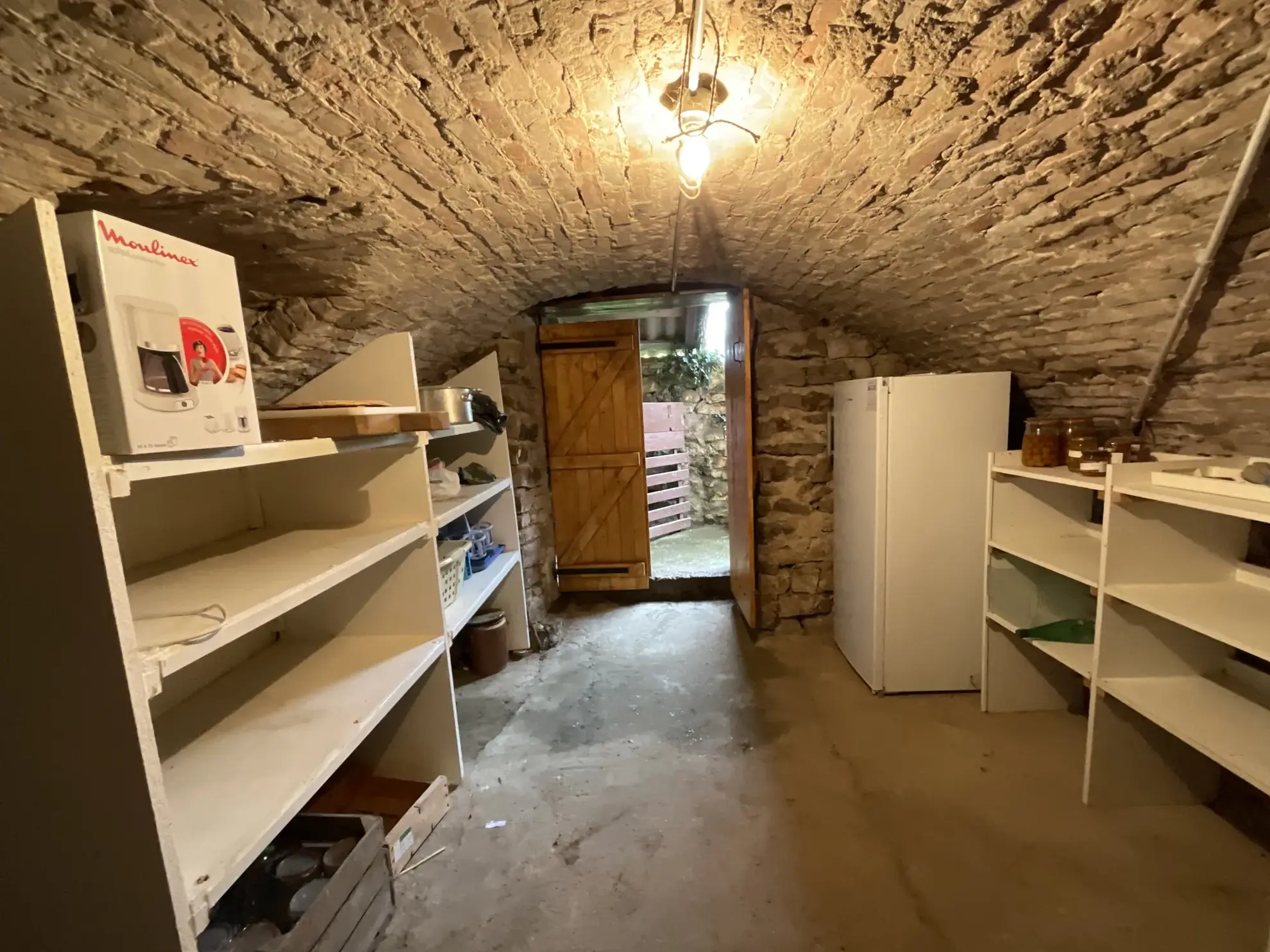 Maison à vendre à Saint-Sorlin-De-Morestel avec 4 chambres et grand jardin 