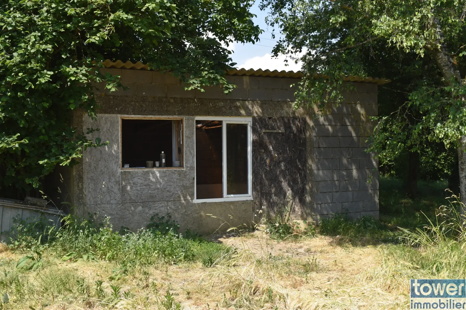 Longère de plain-pied avec corps de ferme en campagne proche Rennes et Vitré 