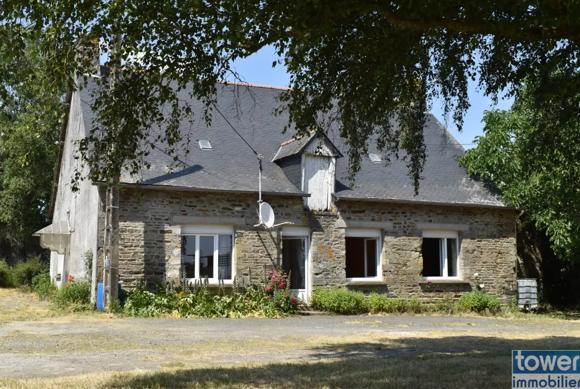 Longère de plain-pied avec corps de ferme en campagne proche Rennes et Vitré 