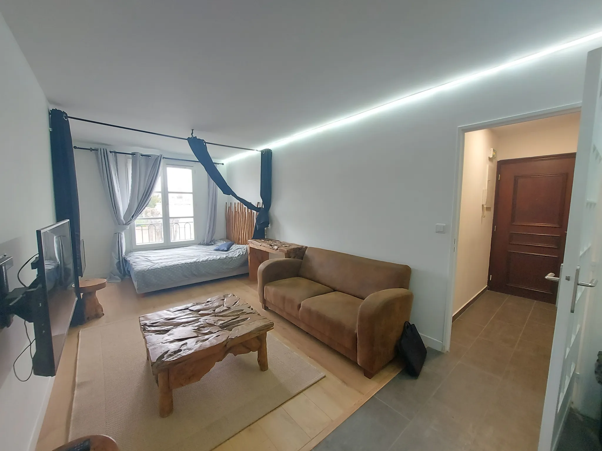 Studio à vendre à Mantes-la-Jolie, centre-ville, 26,50 m², calme et entièrement équipé 