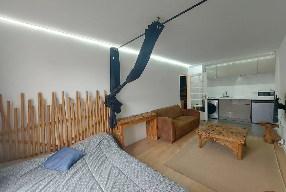 Studio à vendre à Mantes-la-Jolie, centre-ville, 26,50 m², calme et entièrement équipé 