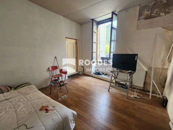 Appartement de 53 m² en centre-ville de Lodève, à rénover