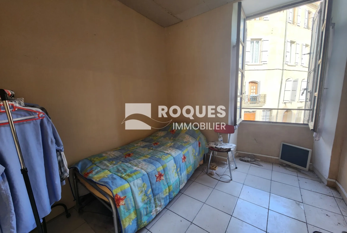 Appartement de 53 m² en centre-ville de Lodève, à rénover 