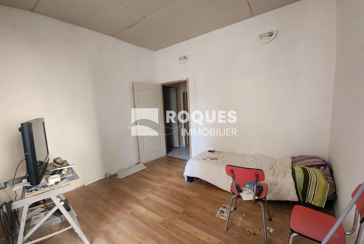 Appartement de 53 m² en centre-ville de Lodève, à rénover 