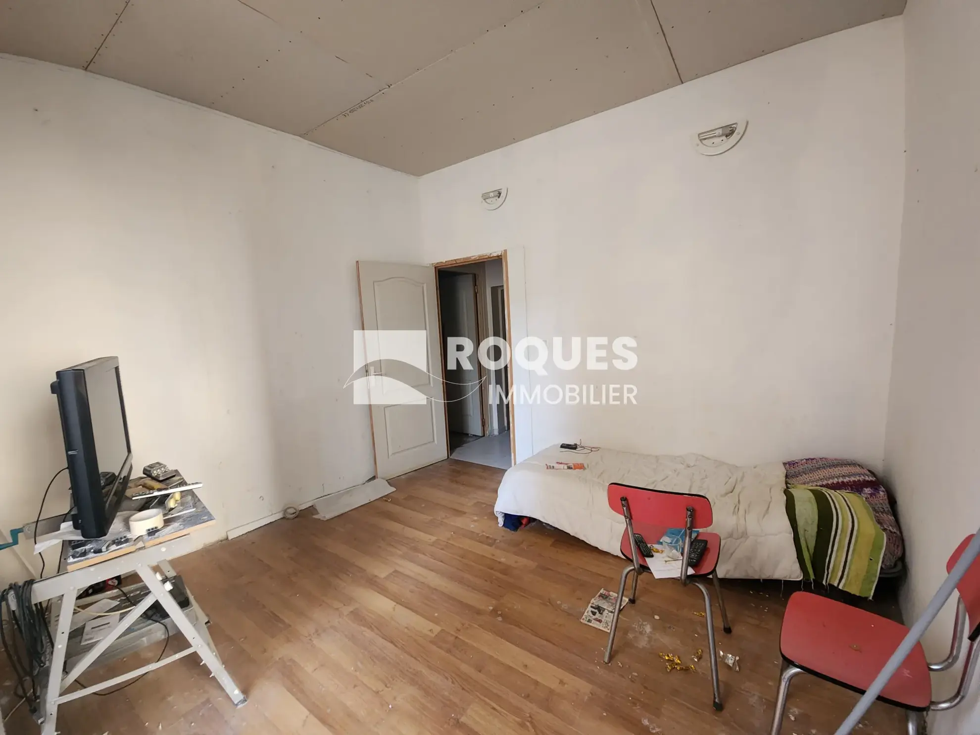 Appartement de 53 m² en centre-ville de Lodève, à rénover 