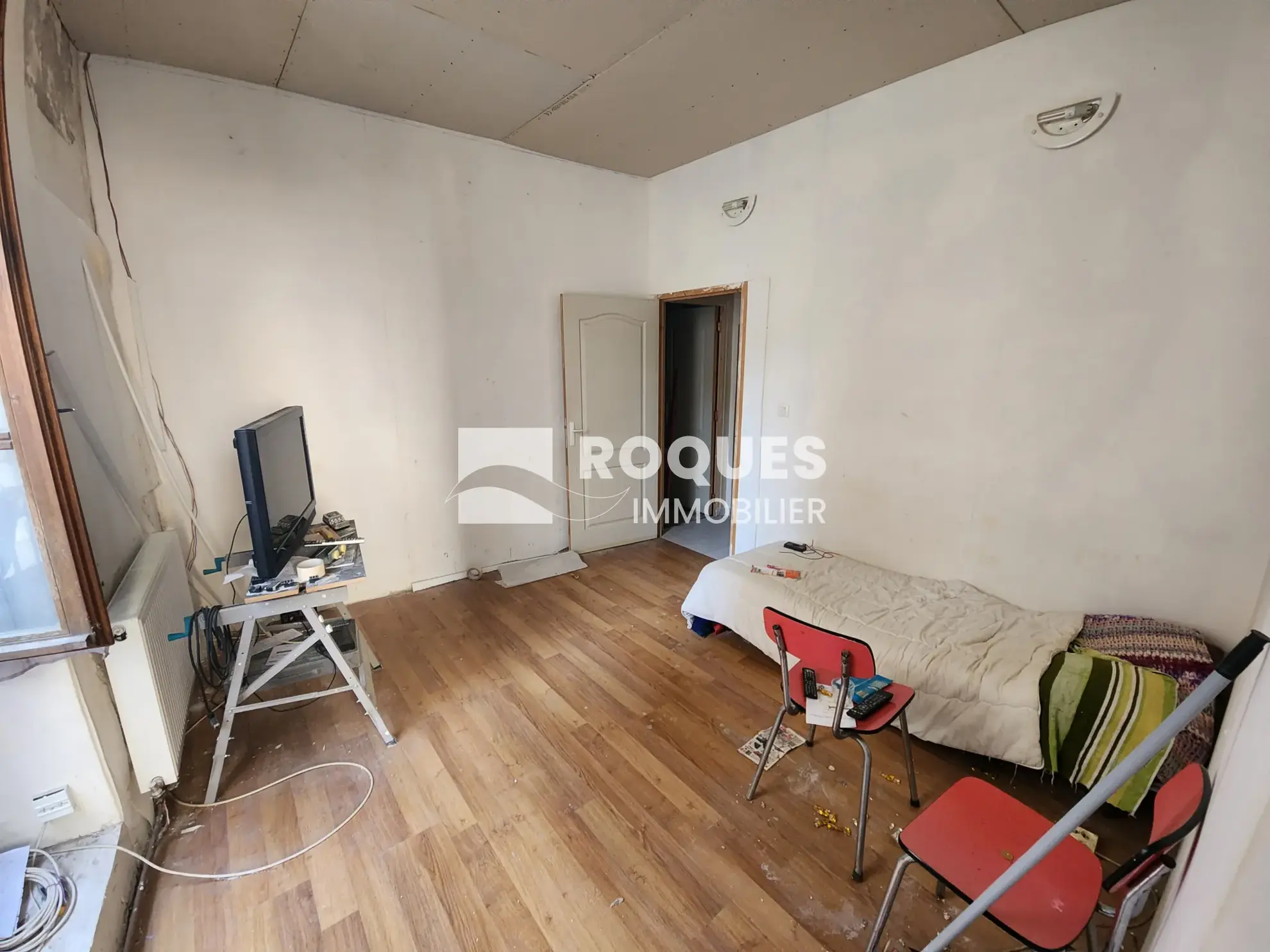 Appartement de 53 m² en centre-ville de Lodève, à rénover 