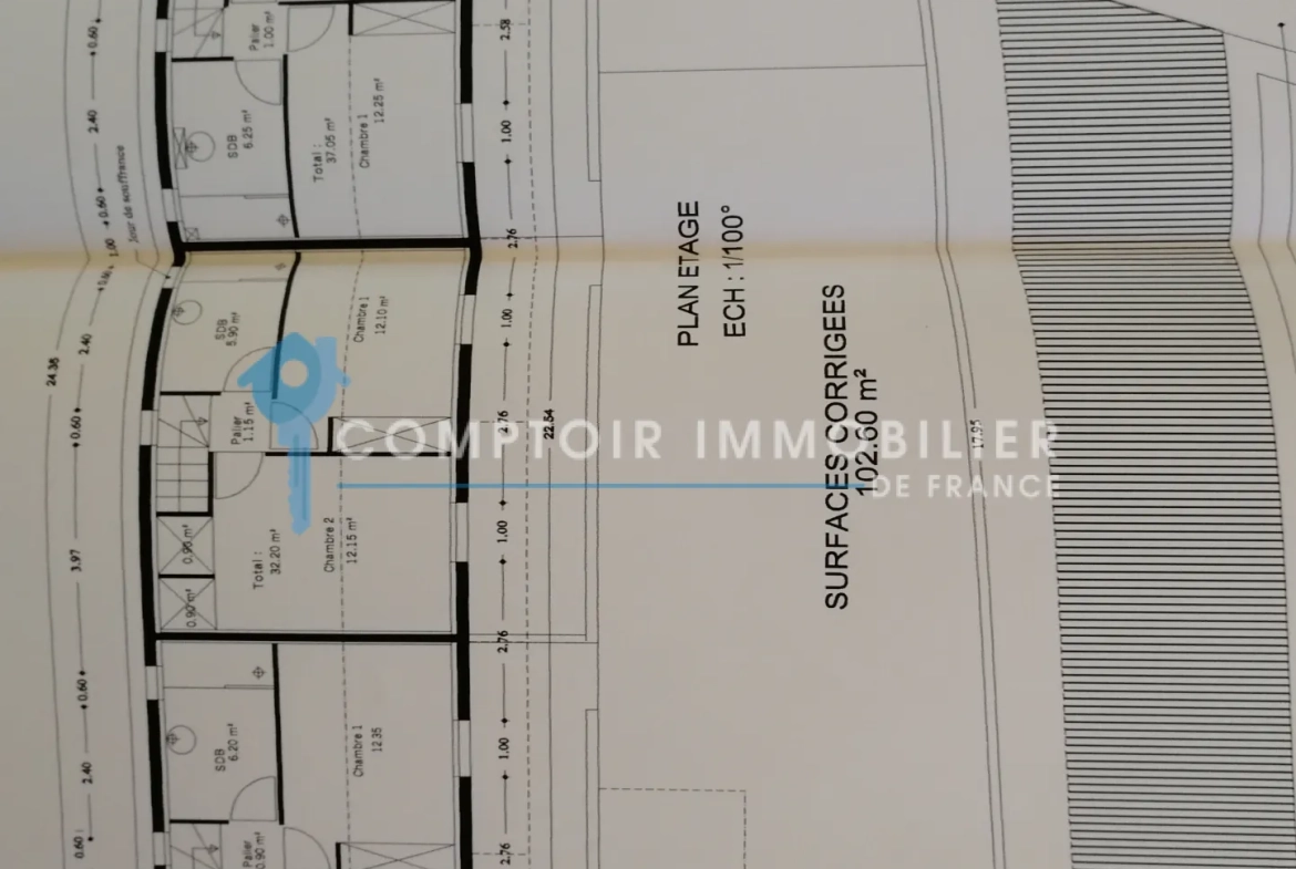 Appartement T3 duplex avec terrasse et parking à Calvisson 