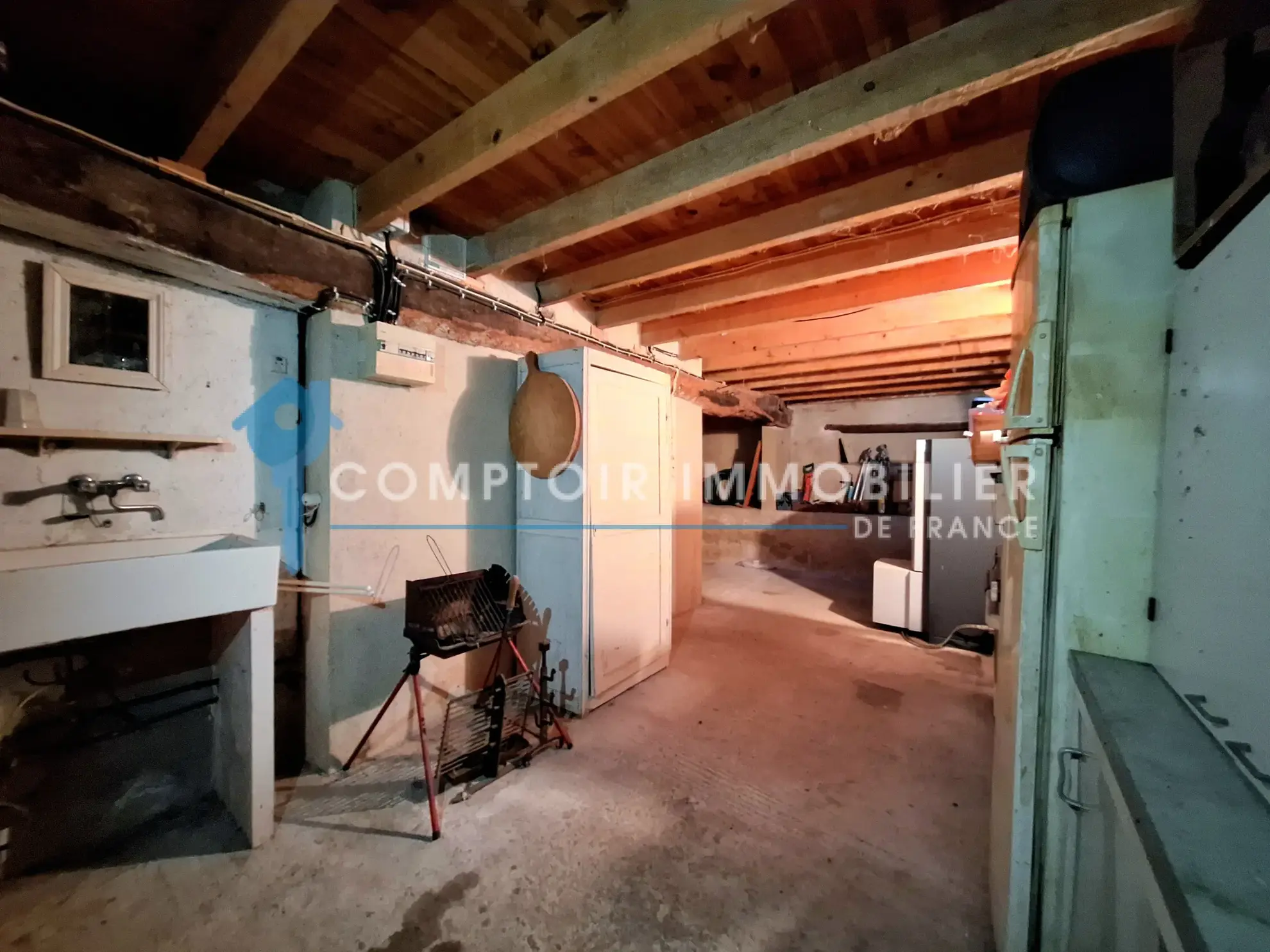 Charmante maison ancienne à rénover de 142 m² avec grand jardin à Puylaurens 