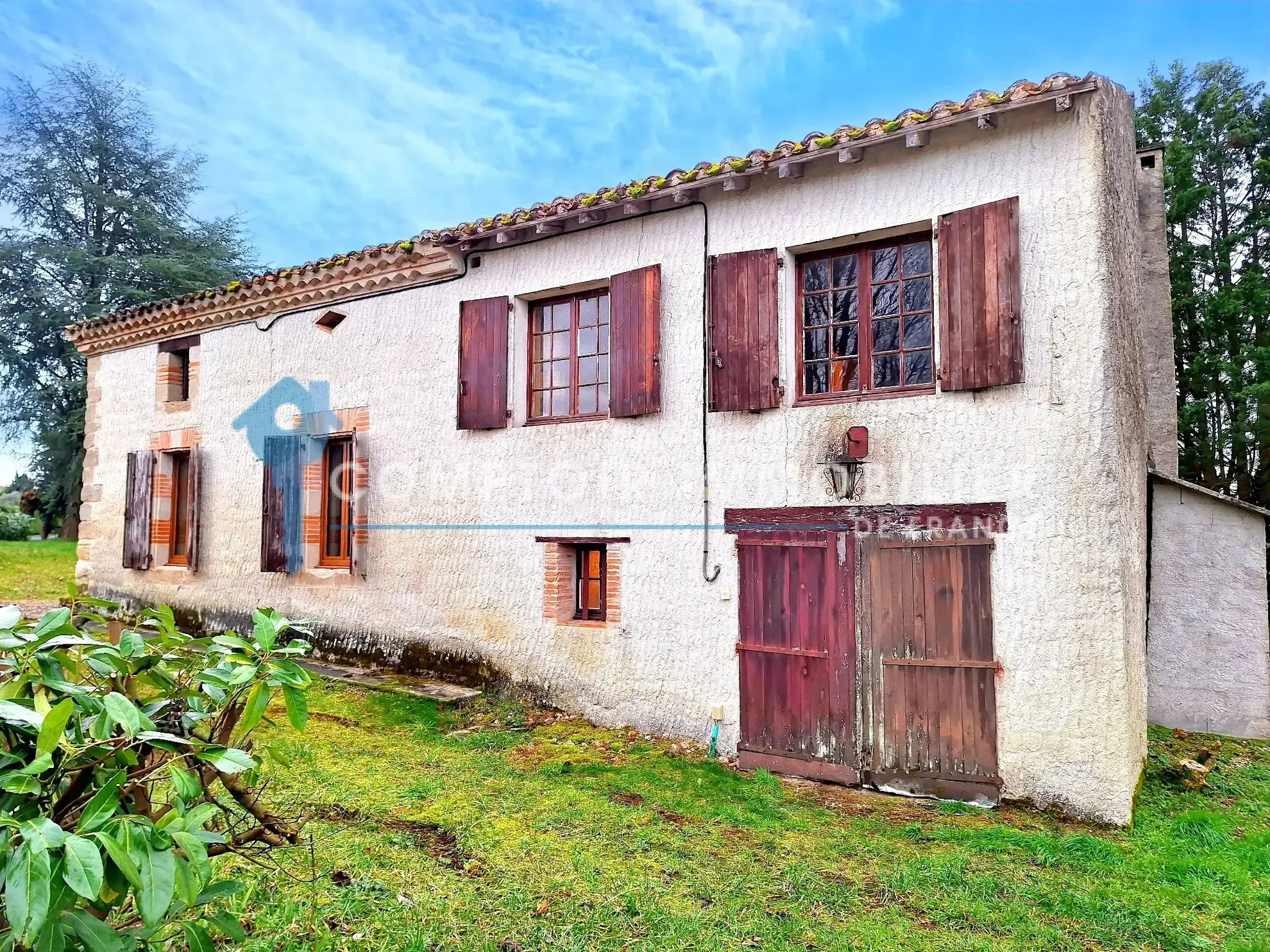 Charmante maison ancienne à rénover de 142 m² avec grand jardin à Puylaurens 