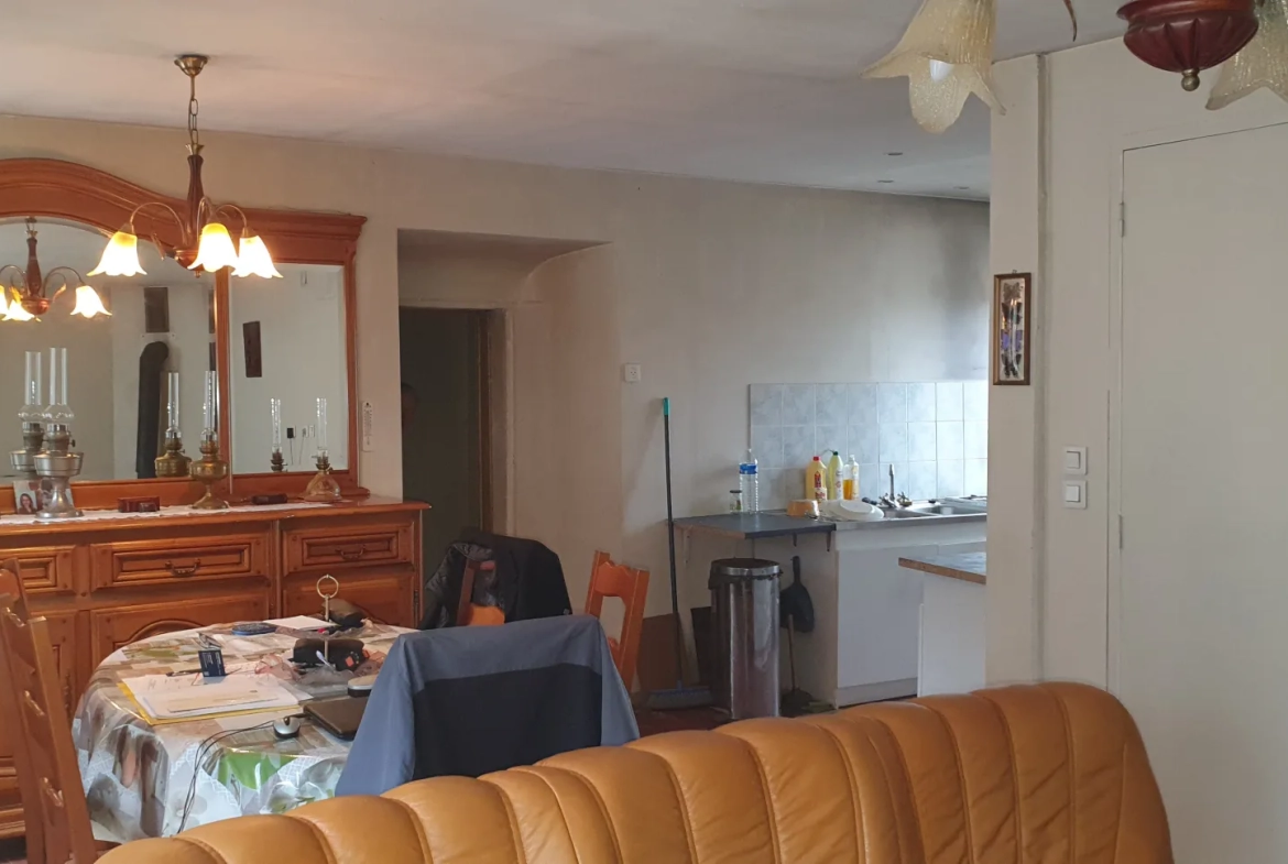 Maison de village à lagery avec terrain constructible et potentiel d'agrandissement 