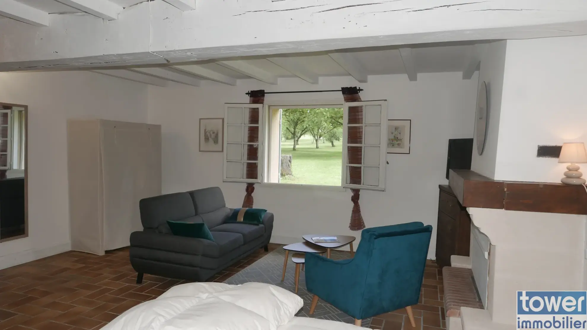 Charmante maison en pierre avec dépendance, piscine et grand terrain à Sigoules 