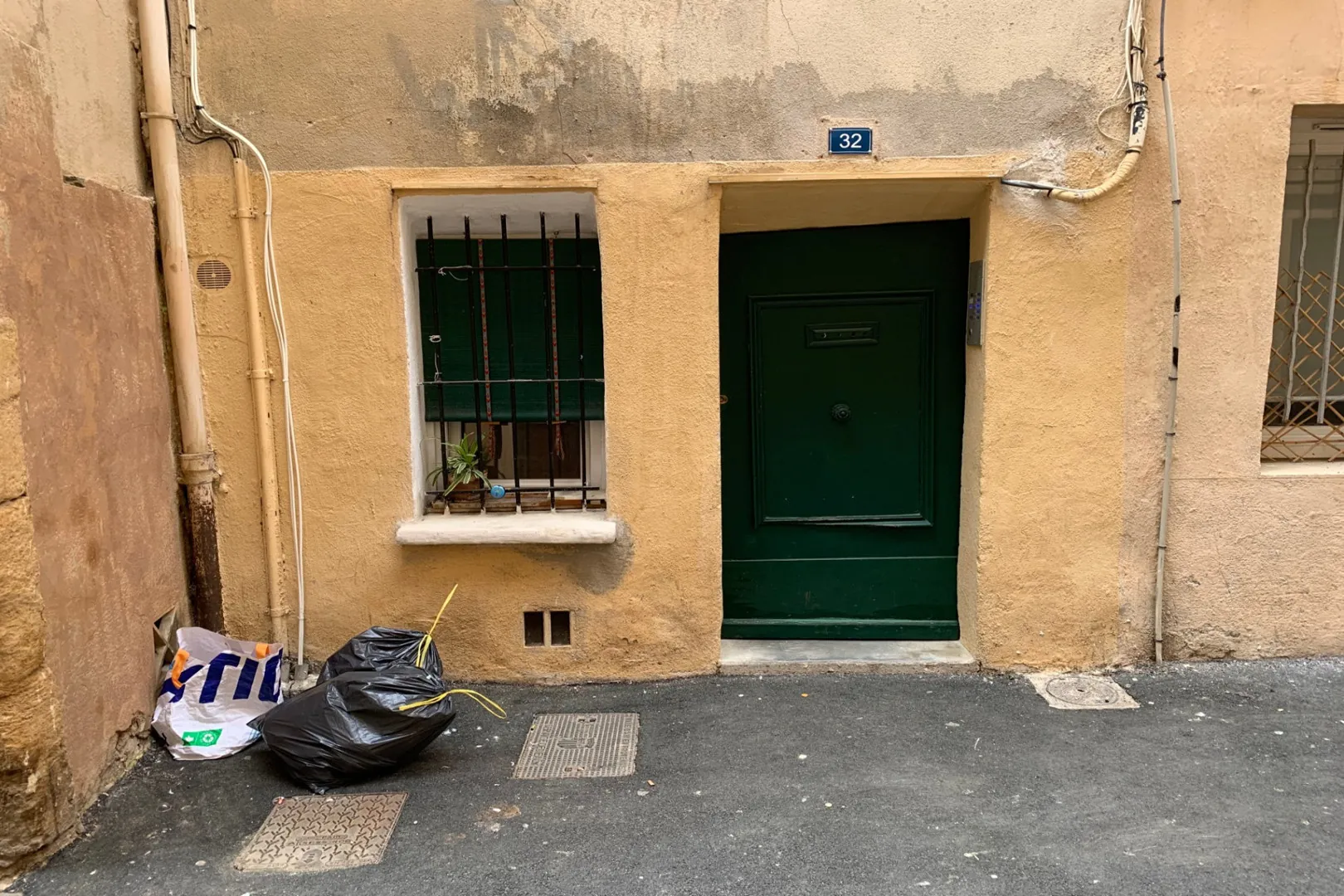 Studio en souplex à Aix-en-Provence centre, bon rapport qualité-prix 