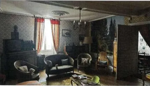 Vente aux enchères d’une maison spacieuse de 226 m² à Échallat avec 5 chambres 