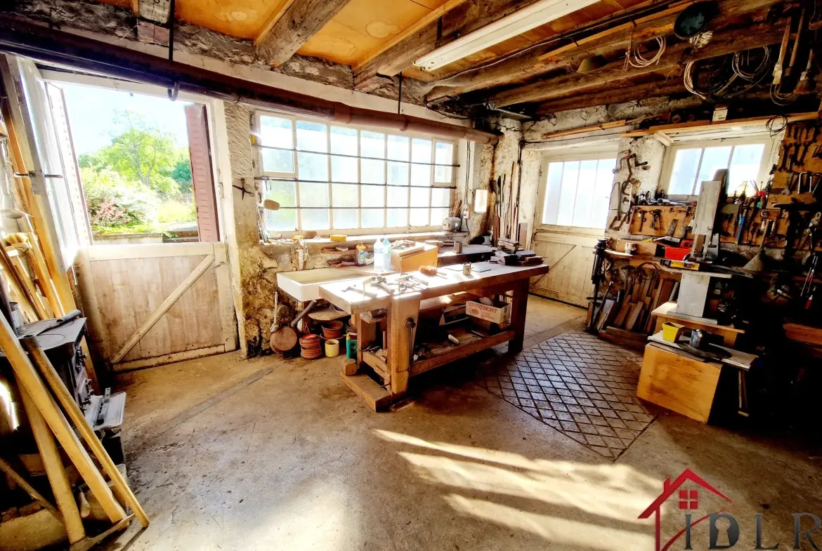 Maison de 91 m2 avec terrain à Fayl Billot, proche commodités 