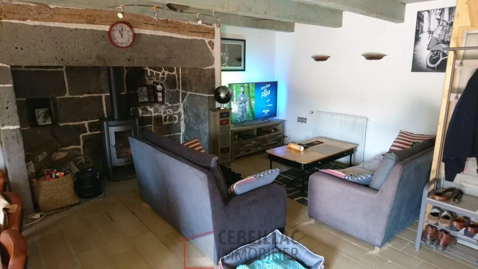 Magnifique maison de village de 97 m² à Laurie avec terrain et garage 
