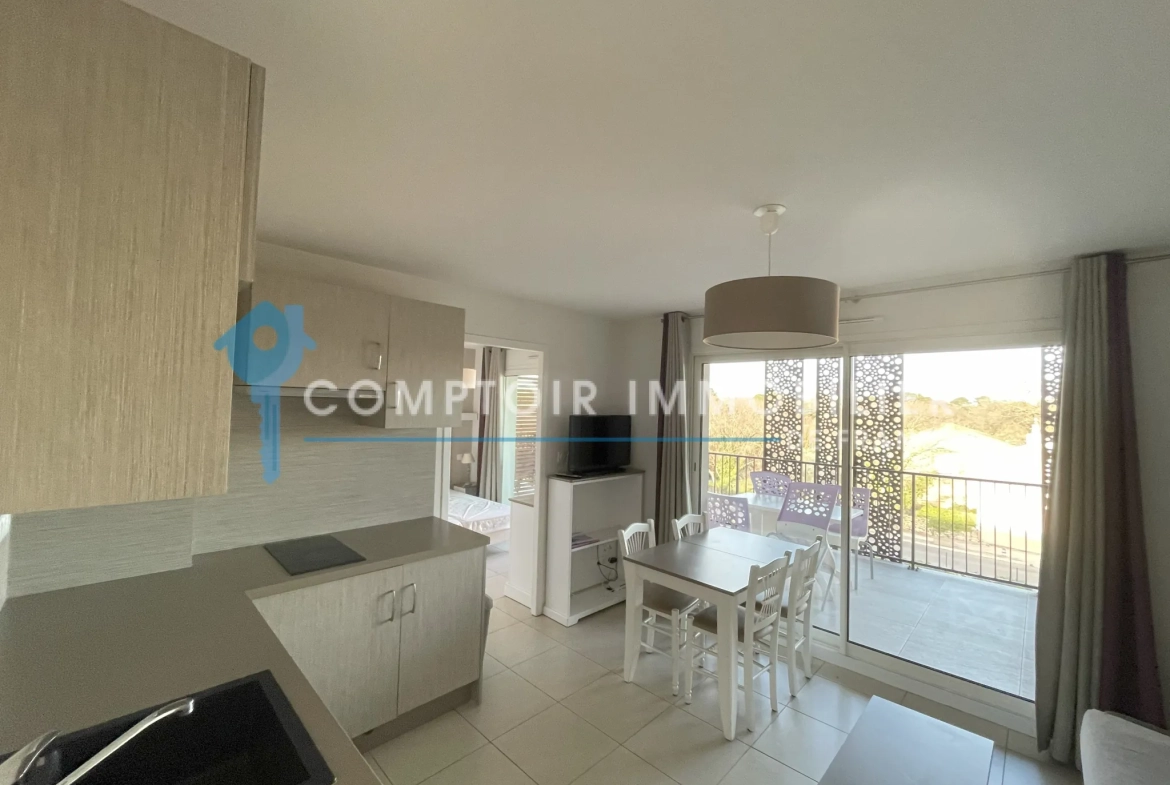 Appartement T3 avec terrasse et parking à Remoulins, idéal investissement ou résidence secondaire 