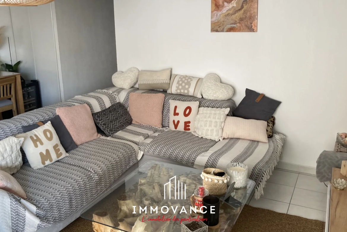 Appartement T3 à vendre à Agde avec terrasse ensoleillée et parking privé 