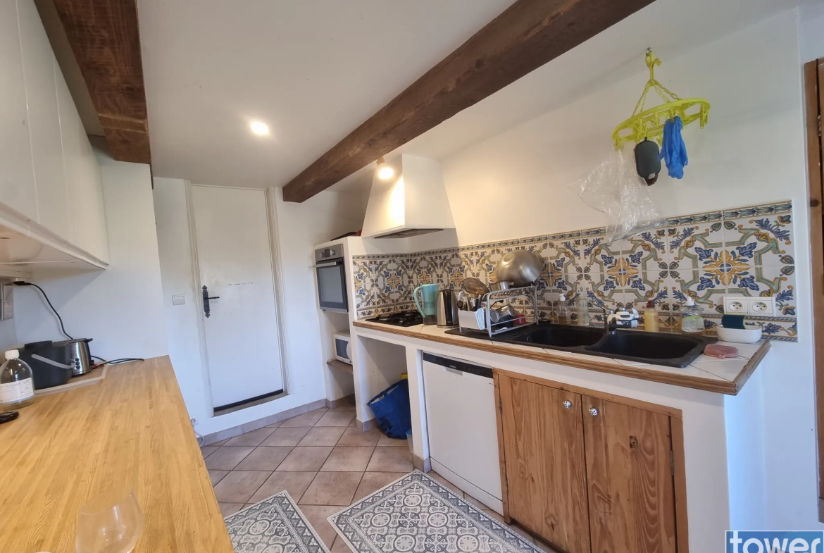Belle longère de 140 m² avec terrain de 3,5 hectares à Cros 