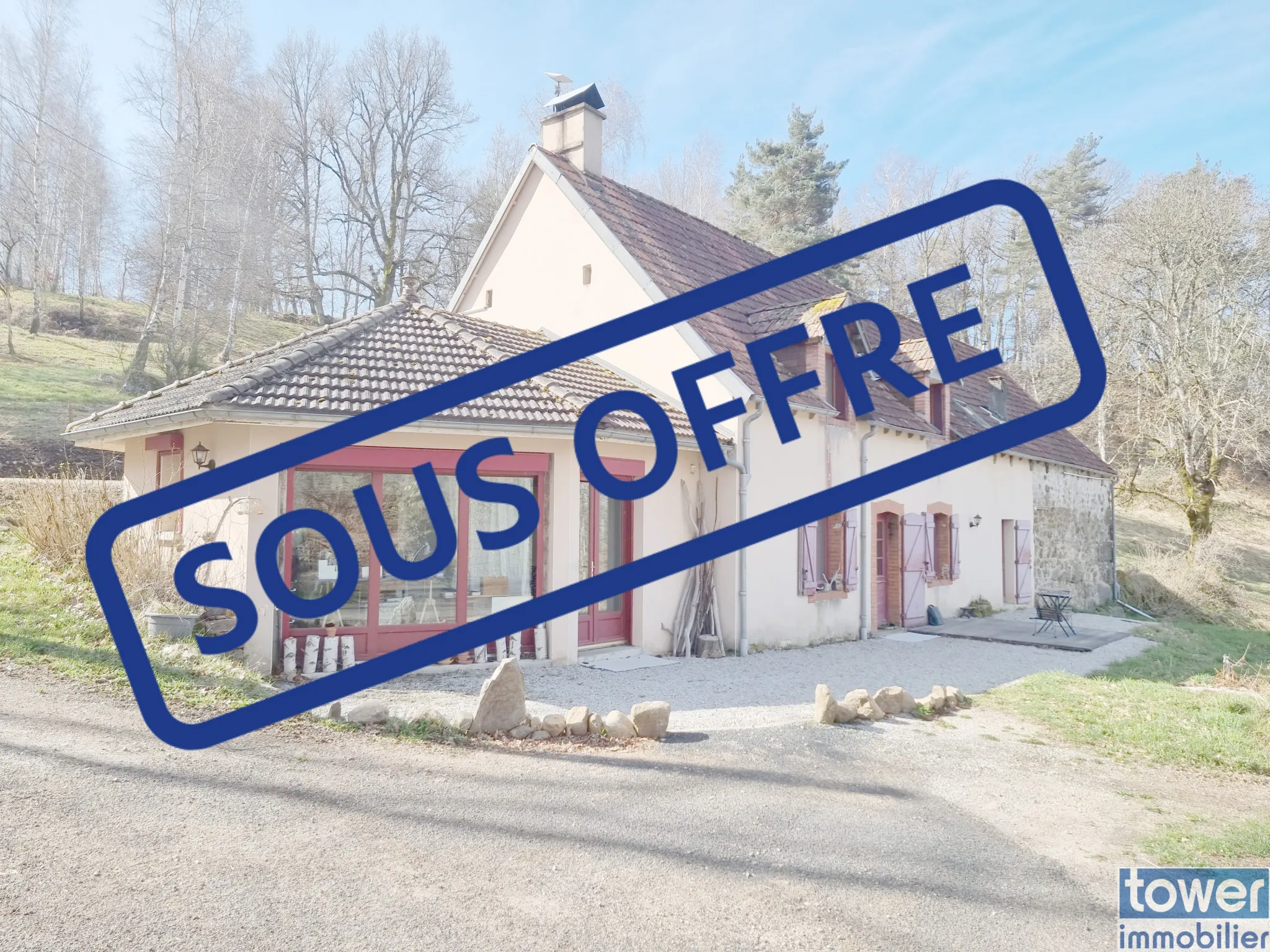 Belle longère de 140 m² avec terrain de 3,5 hectares à Cros 
