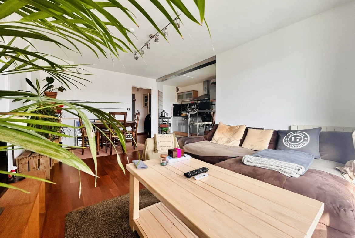 Appartement 2 pièces avec balcon et parking à Chamalieres 