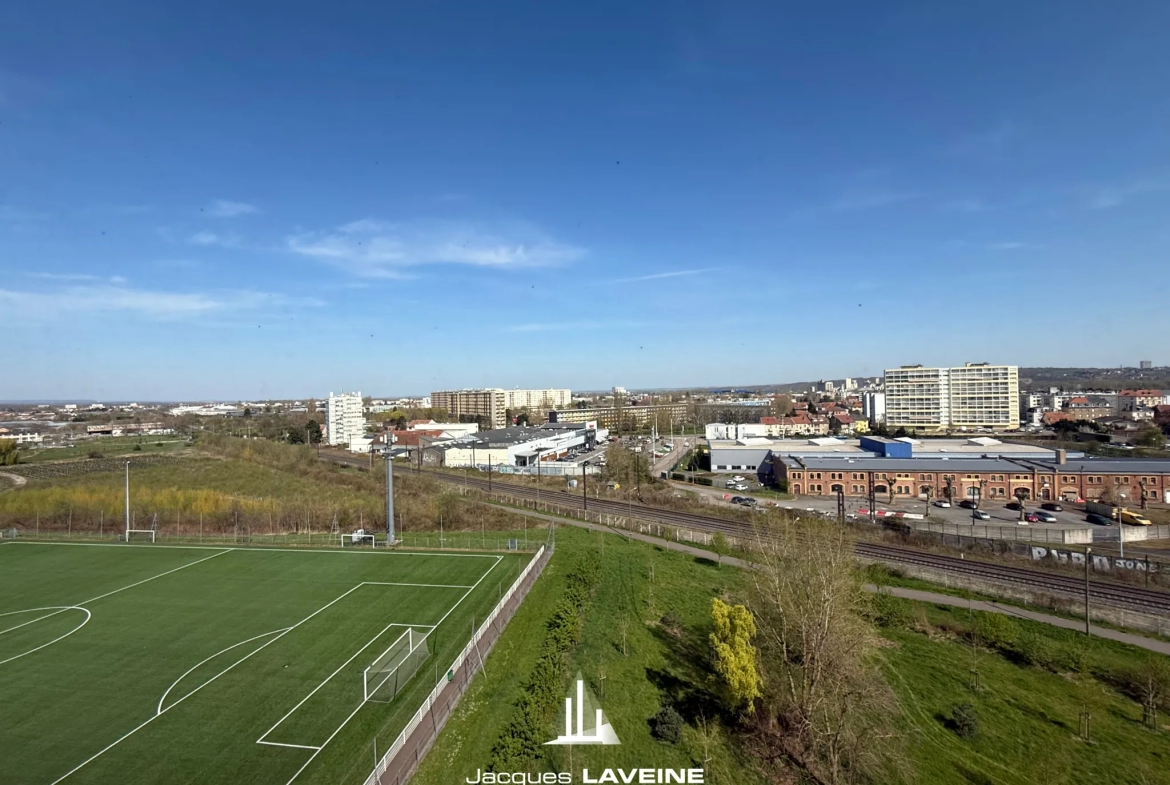 Appartement 2 pièces avec parking et cave à Metz, idéal investisseur 
