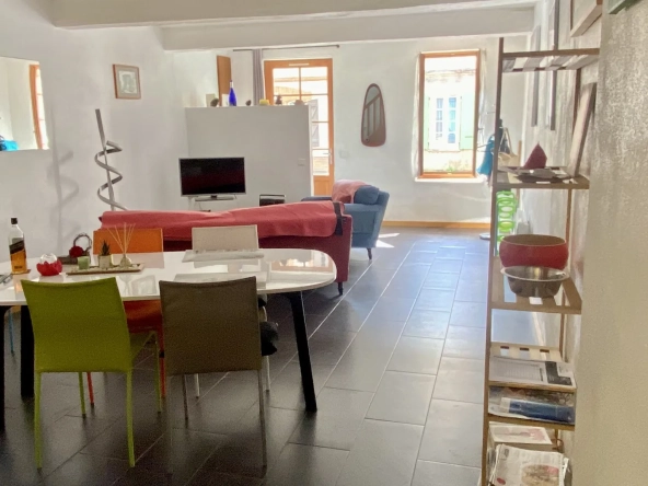 Charmante maison de village en vente à Samatan, 72 m², terrasse et balcon