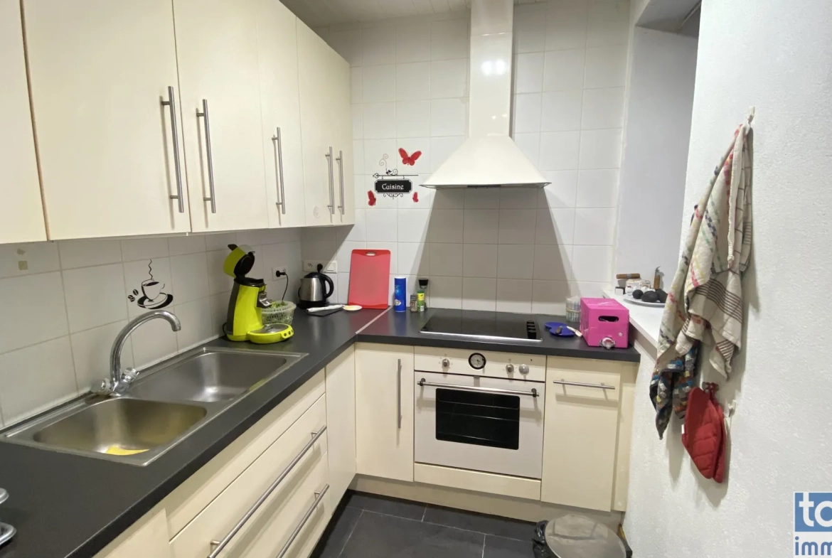Charmante maison de village en vente à Samatan, 72 m², terrasse et balcon 