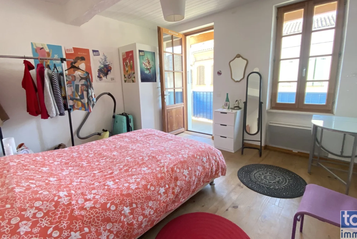 Charmante maison de village en vente à Samatan, 72 m², terrasse et balcon 