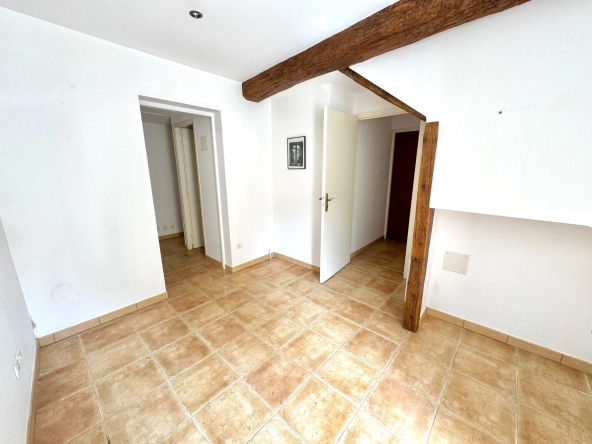 Appartement de 44 m² à Solliès-Pont, centre-ville, idéal investissement ou résidence