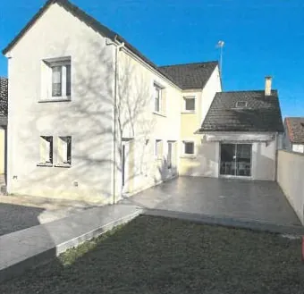 Maison T5 à Vierzon avec grand terrain, vente aux enchères - Axion