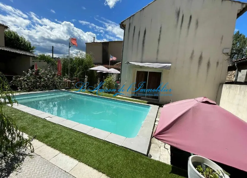 Maison 6 pièces avec piscine, grand garage et caves voûtées à Saint-Ambroix 