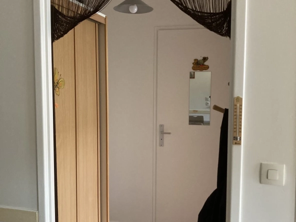 Charmant appartement T3 avec terrasse à Garges, résidence sécurisée 