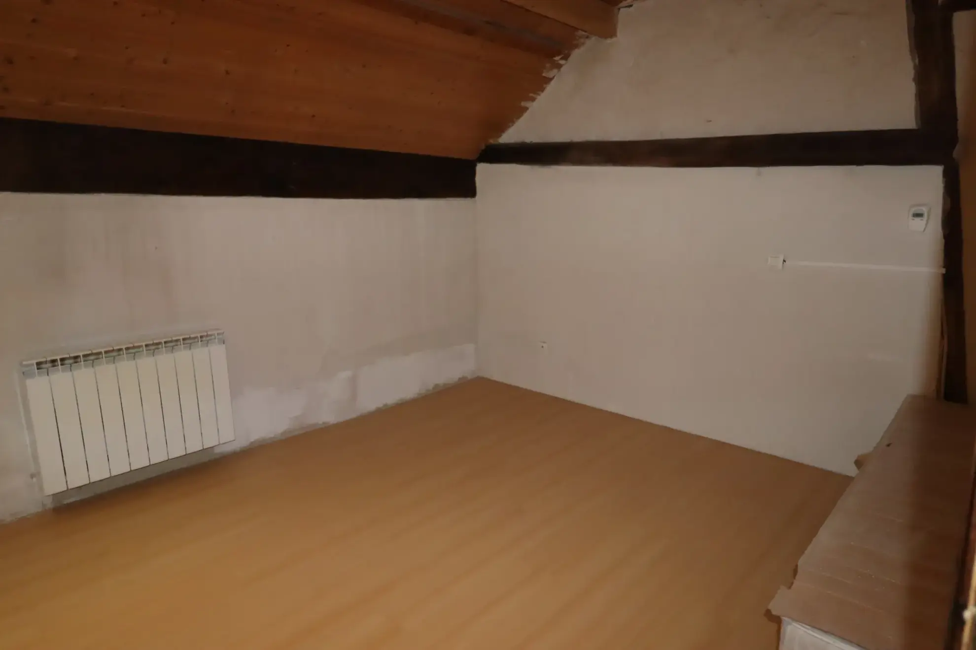 Maison de village à Thorame-Haute de 82m² avec potentiel et cave 