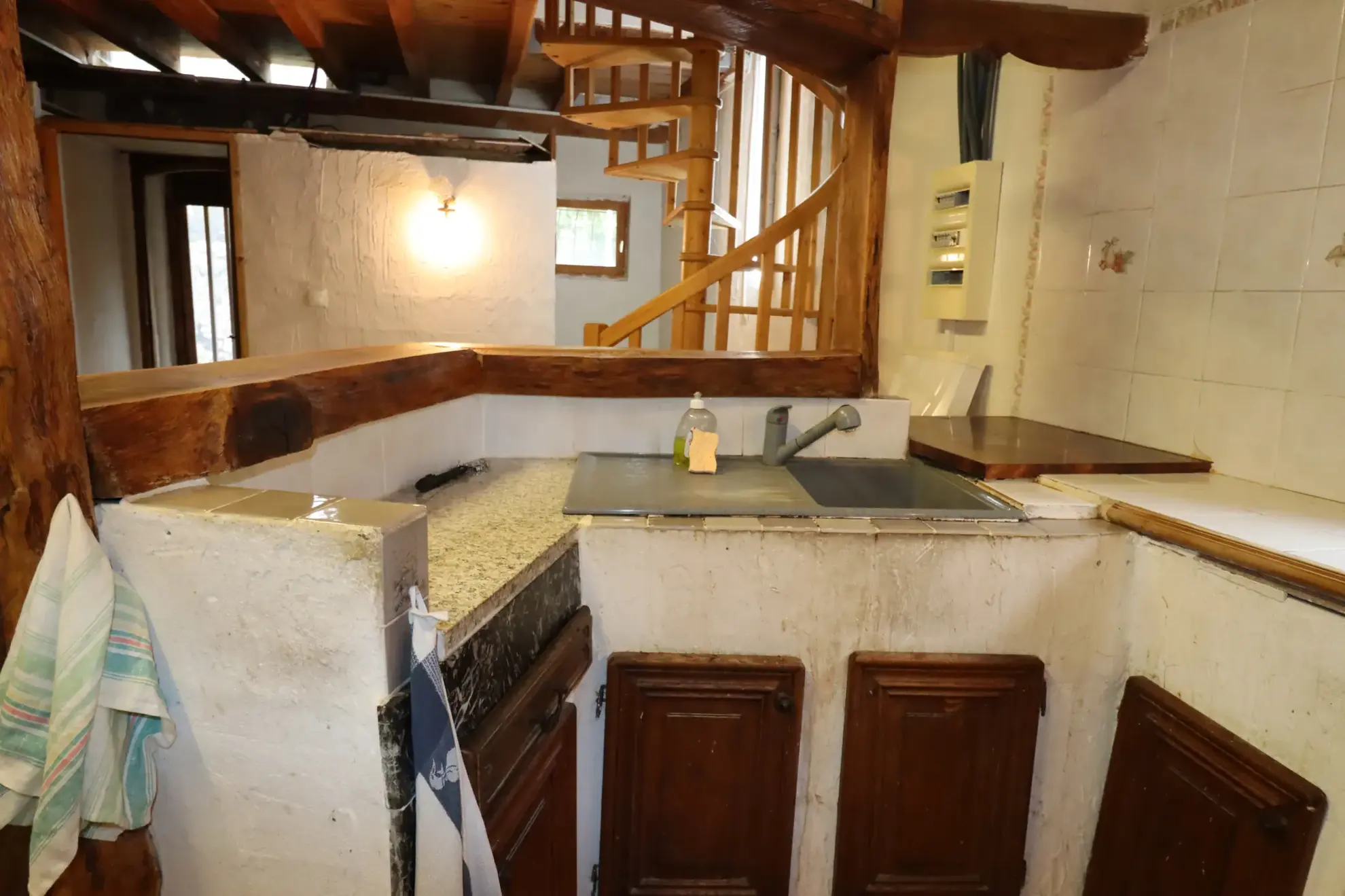Maison de village à Thorame-Haute de 82m² avec potentiel et cave 
