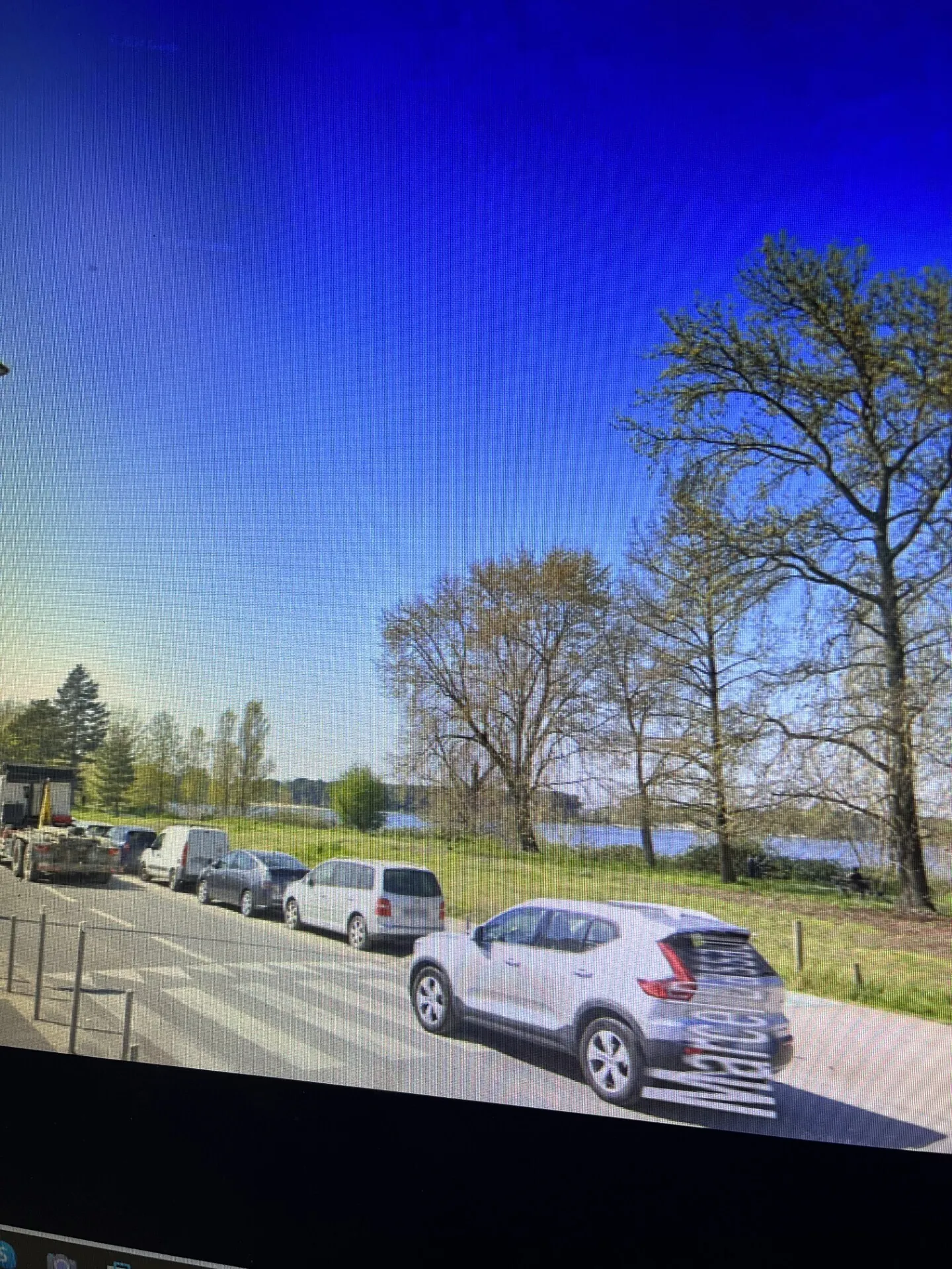 Appartement T2 à vendre à Bordeaux avec balcon, parking et construction récente 