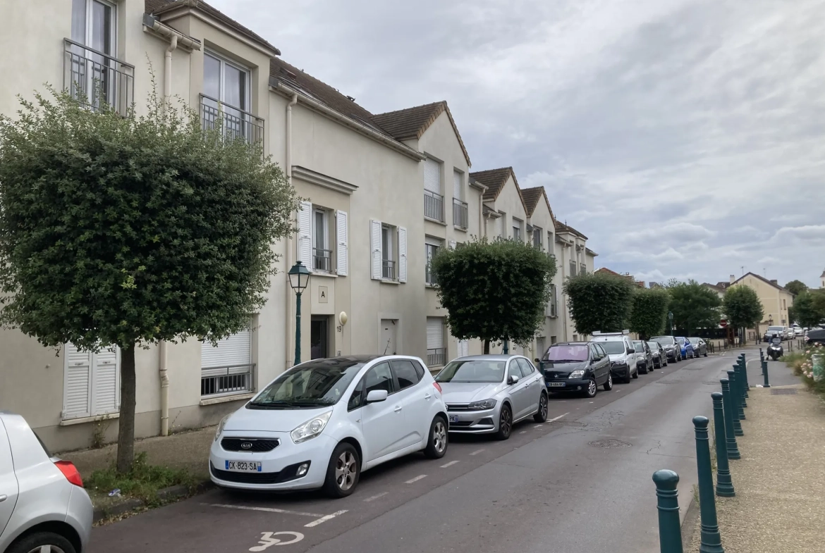 Charmant appartement T3 avec terrasse à Garges, résidence sécurisée 