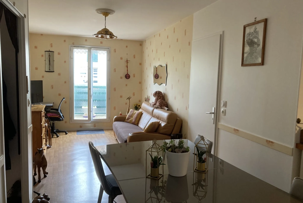 Charmant appartement T3 avec terrasse à Garges, résidence sécurisée 