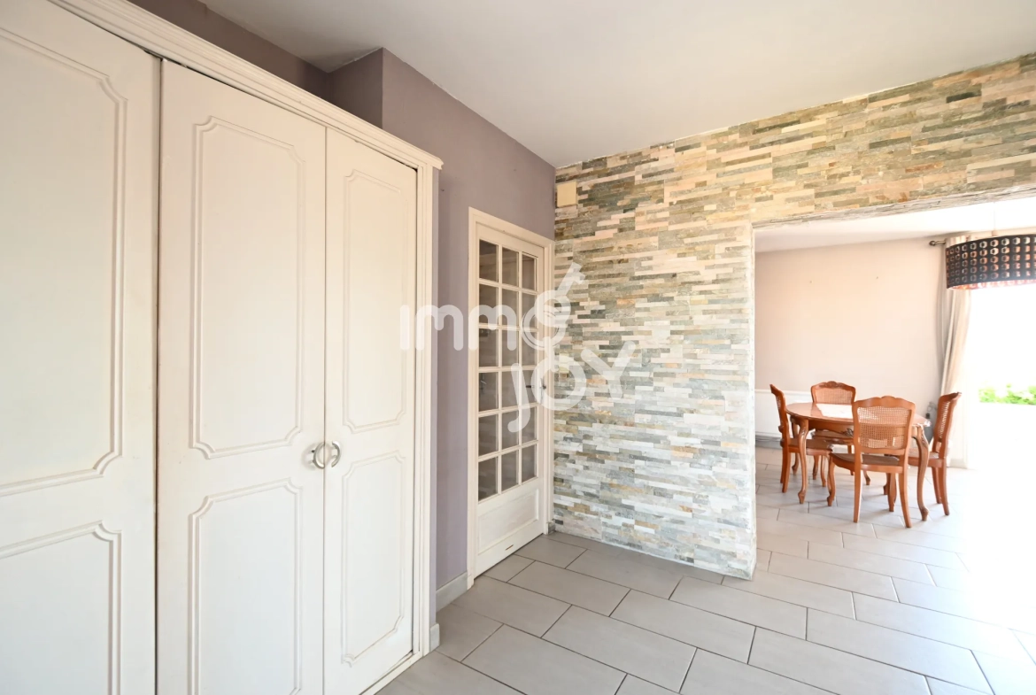 Villa familiale de 114 m² avec sous-sol et garage à Pins Justaret 